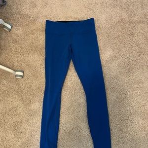 Reversible blue and black lulumemon leggings